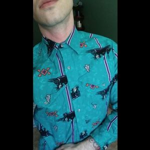 Cowboy cut vintage Wrangler button up!